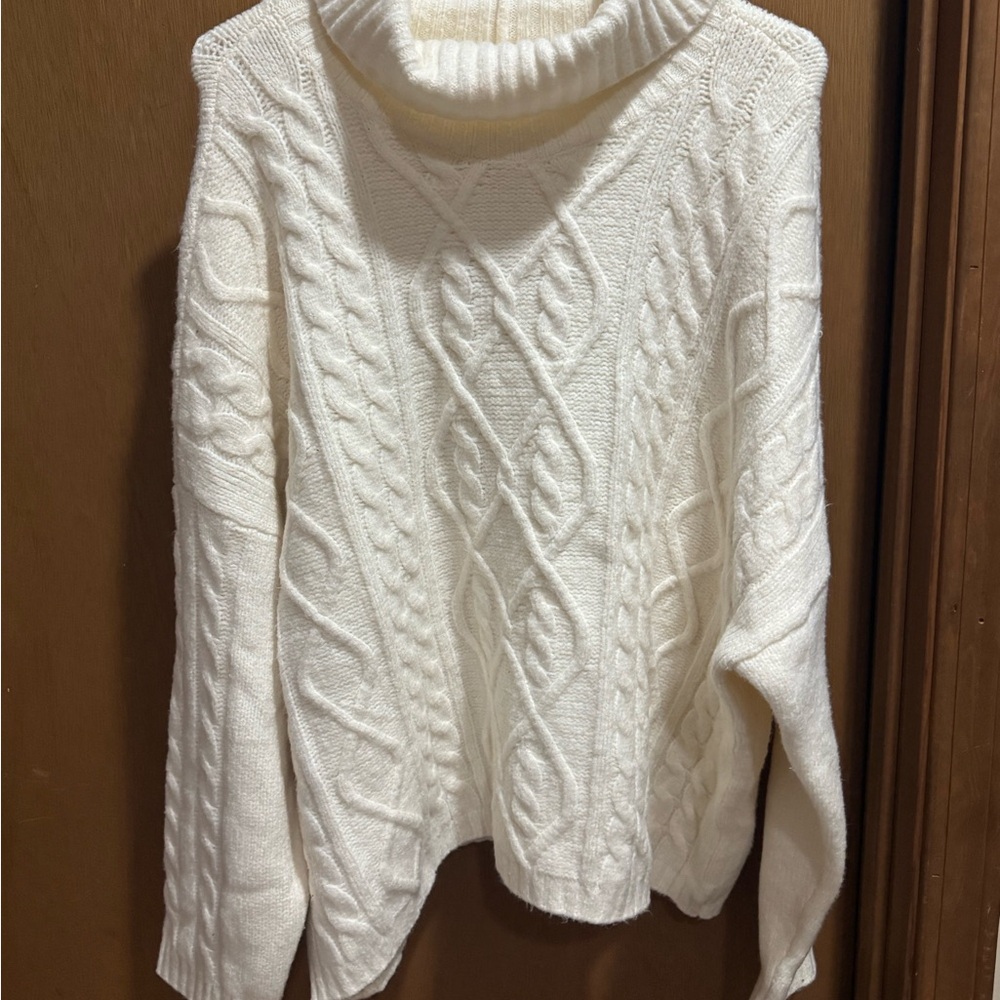 Abercrombie & Fitch Cable Knit Turtleneck Sweater - White - Picture 1 of 6